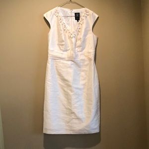Jax size 6 off white dress